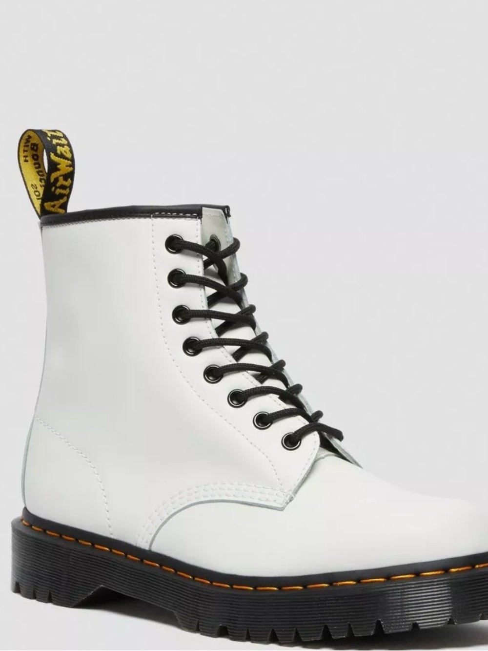 Dr. Martens 1460 White Leather Lace-Up Boots size 9 8-eyelet silhouette. - Picture 3 of 15